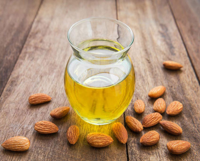 خواص شگفت انگیز روغن بادام تلخ؛ خاصیت های شگفت انگیز و درمانی روغن بادام تلخ
