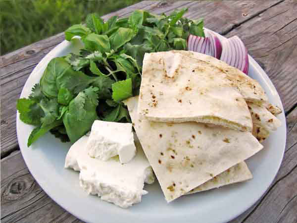 تعبیر خواب نان و پنیر امام صادق + معنی نان و پنیر از نظر امام صادق در خواب های ما چیست
