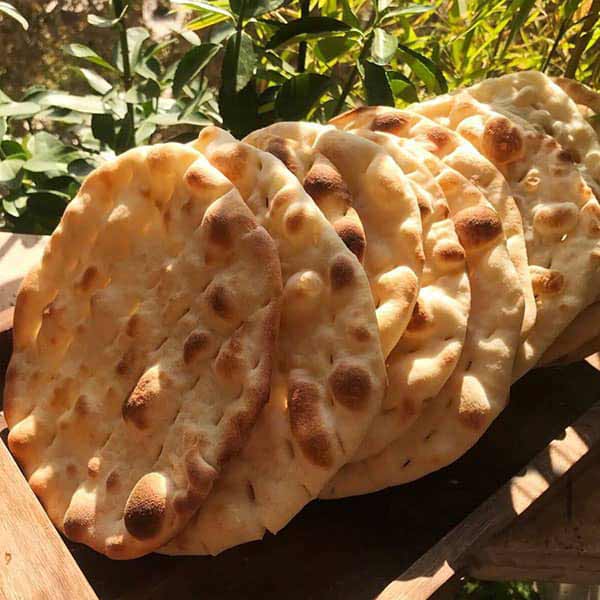 تعبیر خواب گرفتن نان از دست مرده + معنی گرفتن نان از دست مرده در خواب چیست
