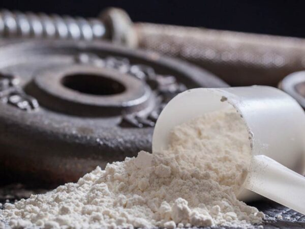 مکمل گینر چیست و چطور استفاده می شود؟ معرفی انواع پروتئین Gainer