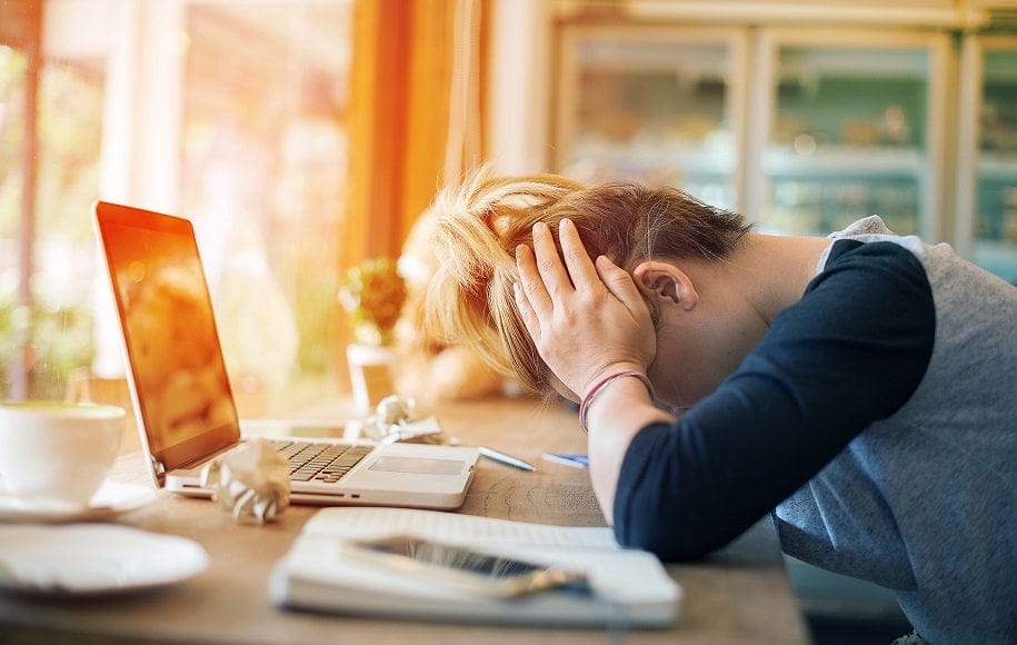 افسردگی در دانشجویان و راه‌های مقابله؛ روش های پیشگیری و شناخت آن