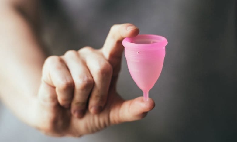 درباره کاپ قاعدگی چیست و چگونه استفاده می شود؟ عوارض و مزایای این محصول