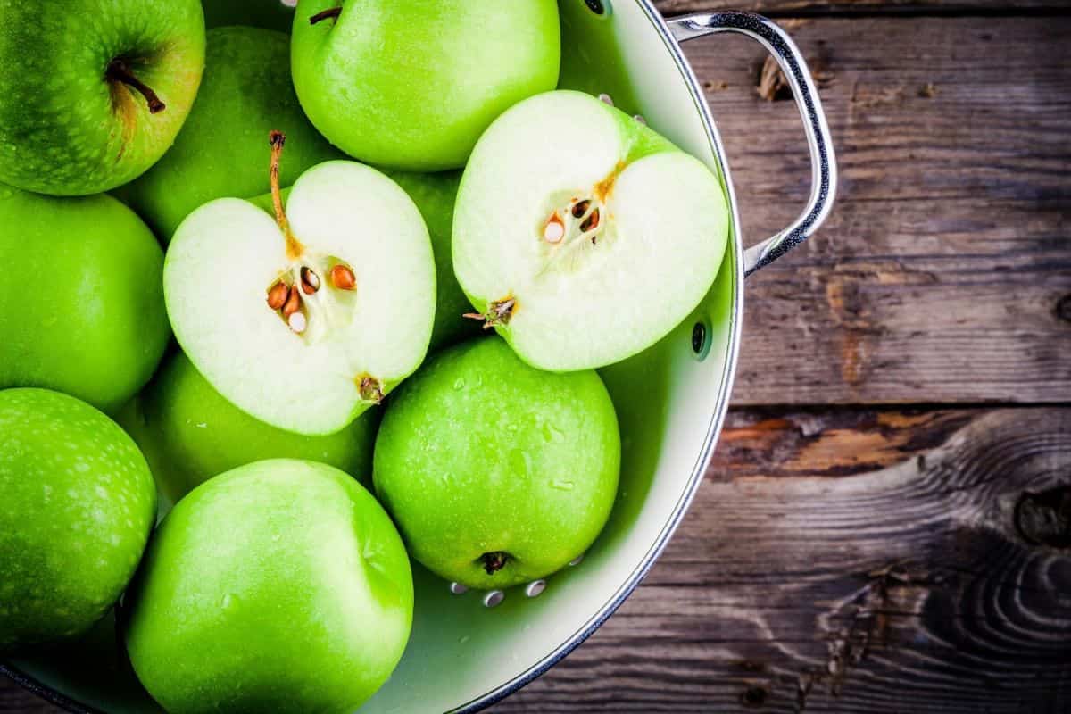 خواص سیب سبز؛ 30 خاصیت بی نظیر سیب سبز از تقویت معده تا تقویت بینایی