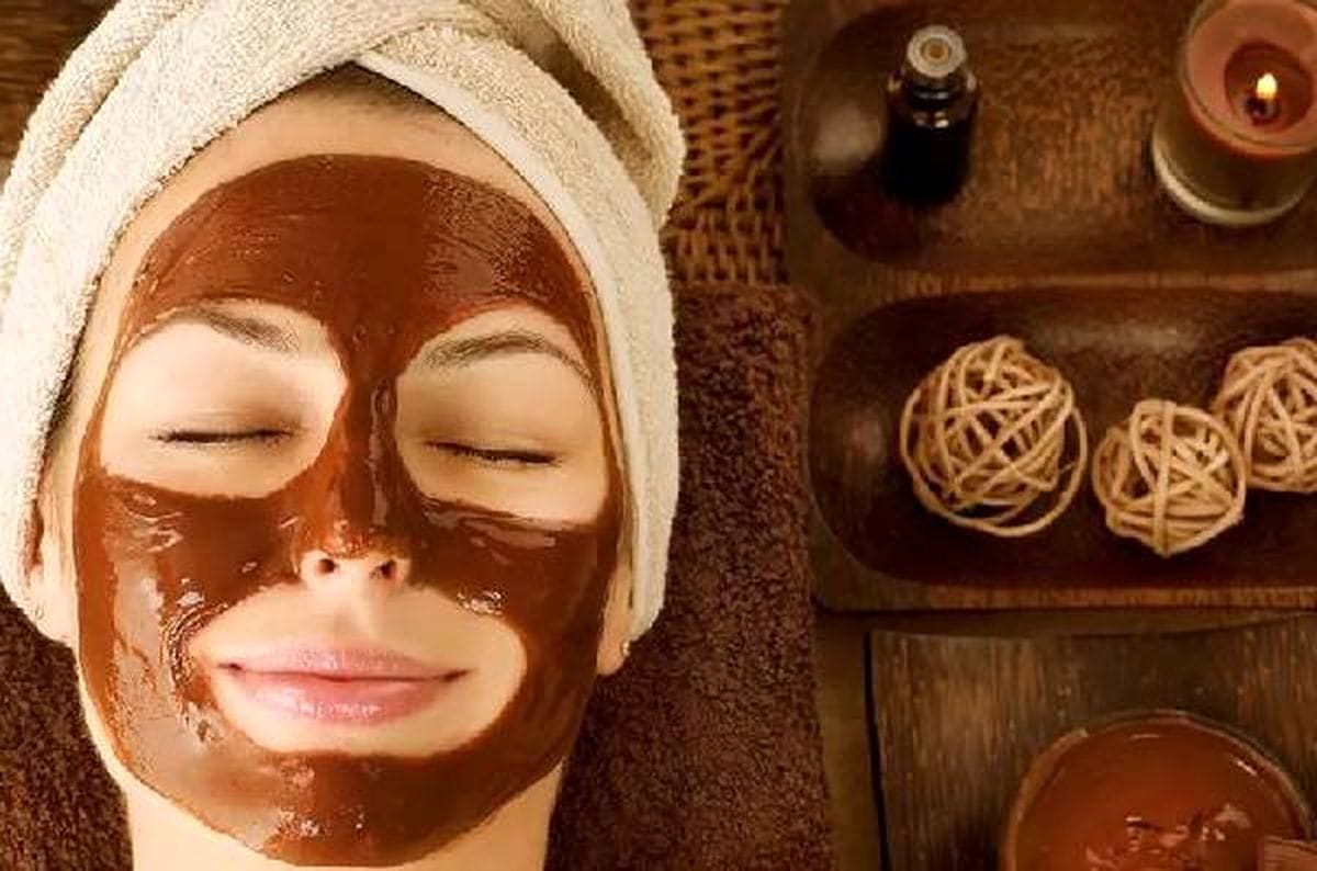 روش های بوتاکس خانگی دور چشم با مواد طبیعی و درباره مزایا و معایب آن