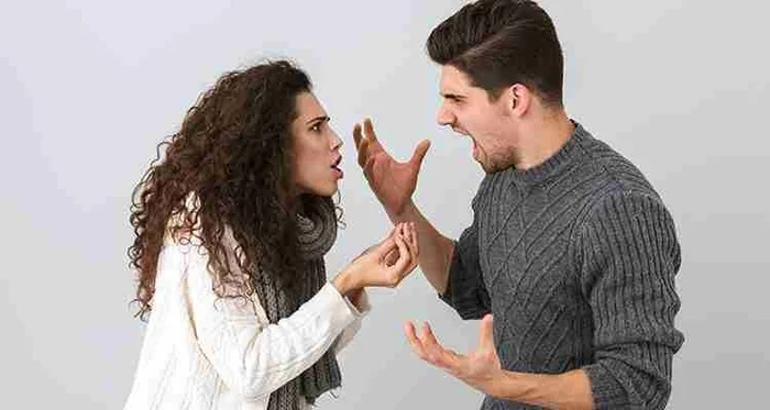 آرام کردن افراد عصبانی؛ انواع خشم و تکنیک های طلایی برای آرام کردن فرد عصبانی