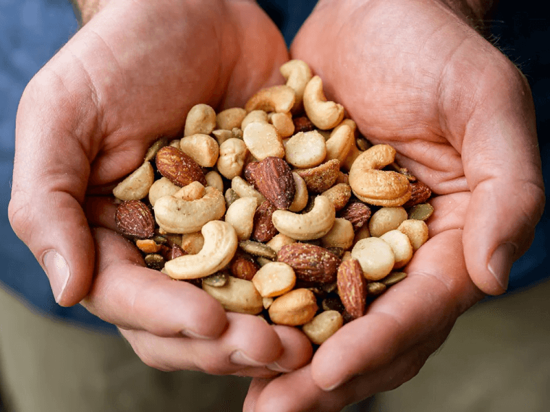 10 تا از مهم‌ترین فواید چهار مغز برای بدن