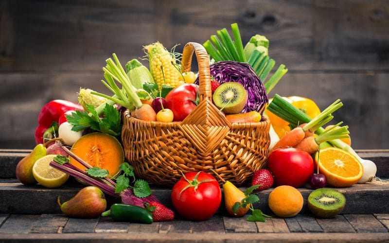 بهترین غذاها برای سرماخوردگی؛ راهنمای تخصصی درمان فوری