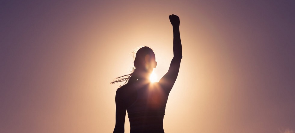 متن انگیزشی برای زنان از خانم های موفق با عکس پروفایل اهداف و موفقیت ها متن انگیزشی برای زنان از خانم های موفق با عکس پروفایل اهداف و موفقیت ها