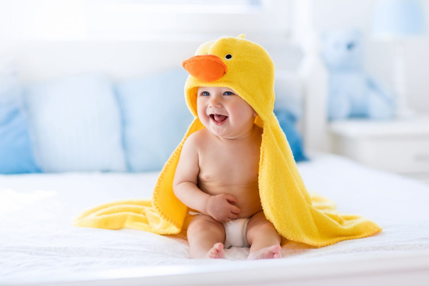 متن عاشقانه نوزاد دختر و کپشن زیبا برای بچه دختر و نوزاد من