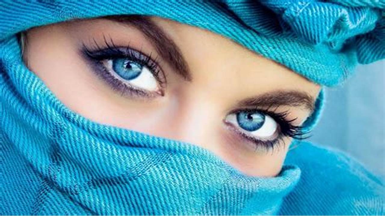 متن تبریک روز چشم رنگی ها با جملات عاشقانه و احساسی برای چشمان رنگی