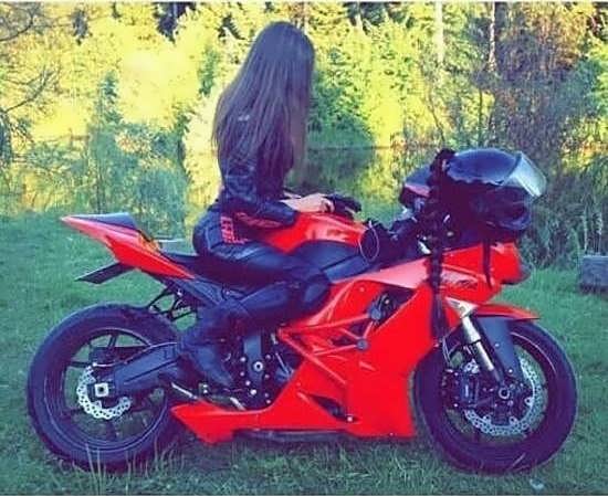 متن درباره موتور و موتورسواری؛ عکس پروفایل موتور سواری دختر و پسر برای پروفایل