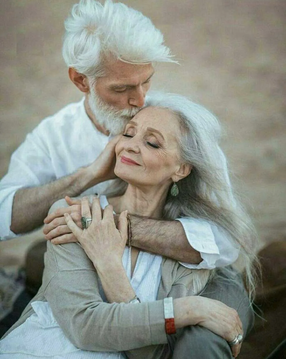 متن پیری و تنهایی؛ جملات غمگین دوران پیری و سالخوردگی