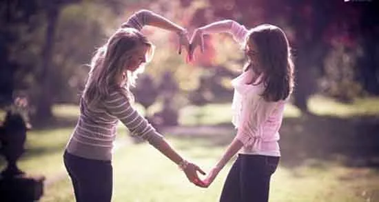 کپشن دوستانه و رفاقتی؛ جملات زیبای زیر عکس برای دوست و رفیق