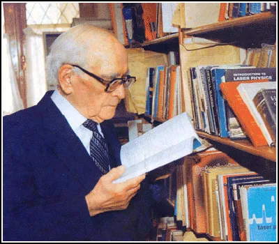 جملات پروفسور حسابی استاد ریاضی؛ متن و سخنان قصار او