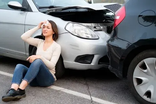 متن درباره تصادف؛ شعر جالب و جملات درباره تصادف کردن