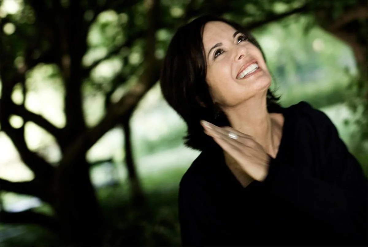 سخنان آموزنده و روانشناسانه از دبی فورد؛ جملات عمیق روانشناسی و انگیزه دهنده سخنان آموزنده و روانشناسانه از دبی فورد؛ جملات عمیق روانشناسی و انگیزه دهنده