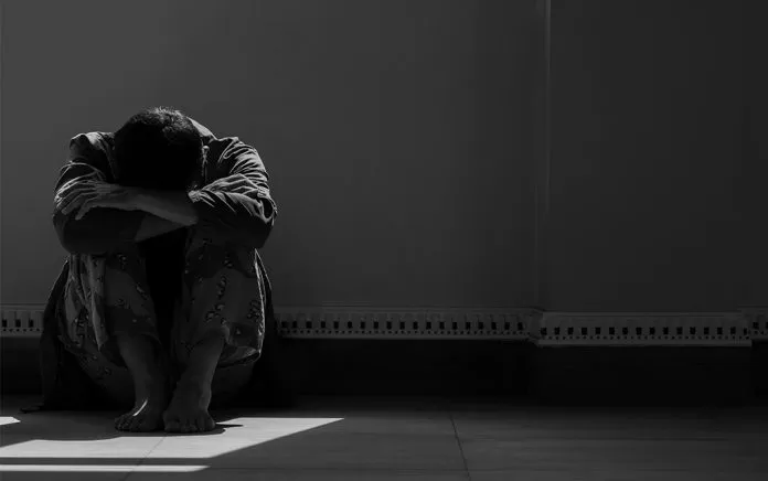 متن غم؛ شعر غمگین، جملات غم انگیز، دلنوشته و عکس نوشته درباره ناراحتی