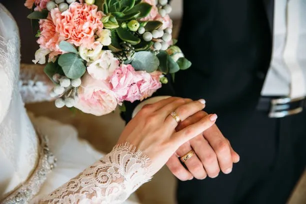 متن دعوت کارت عروسی + جملات زیبا و عاشقانه فارسی و انگلیسی کارت نامزدی و عروسی