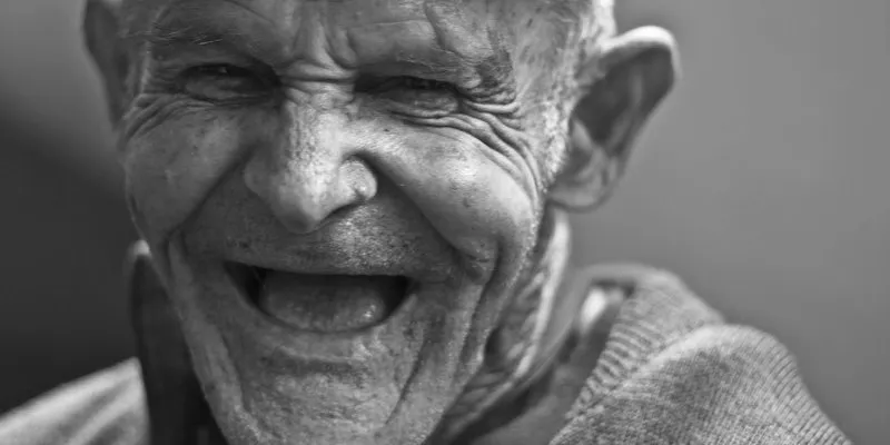 شعر طنز + مجموعه اشعار خنده دار و بامزه با موضوعات اجتماعی شعر طنز + مجموعه اشعار خنده دار و بامزه با موضوعات اجتماعی