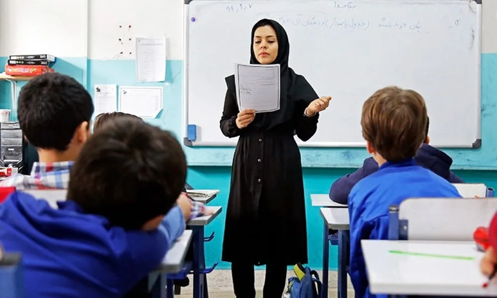 متن تشکر از معلم ابتدایی در پایان سال و جملات قدردانی ویژه از آموزگار