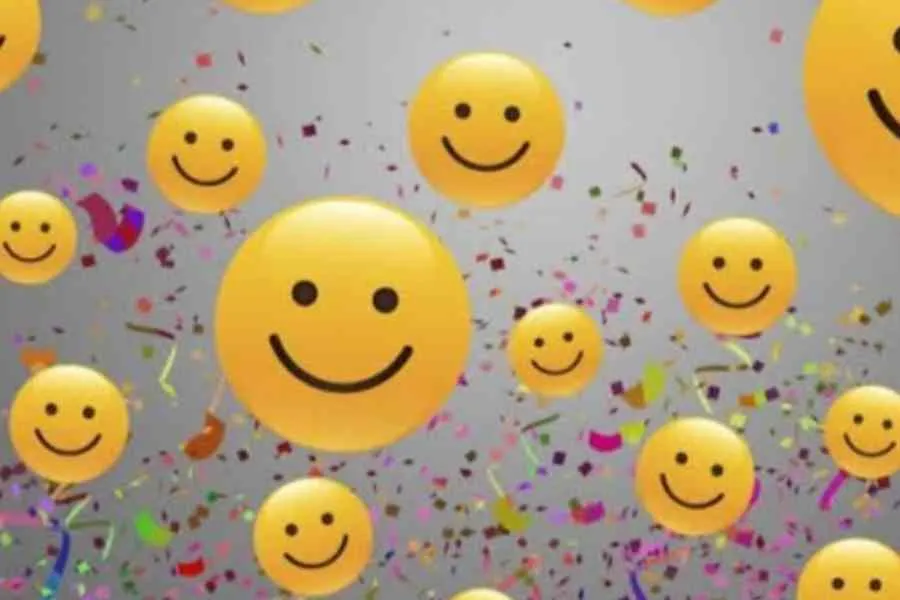 متن شادی و شاد بودن؛ شعر، جملات، دلنوشته و سخن بزرگان درباره حس شادی