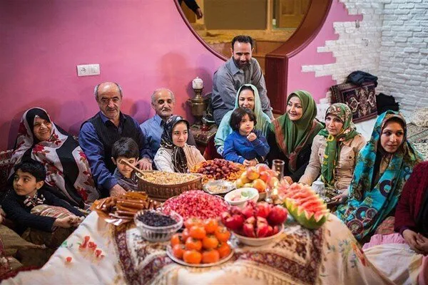 متن شب یلدا مبارک جدید؛ جملات کوتاه اینستاگرام، استوری و کپشن تبریک