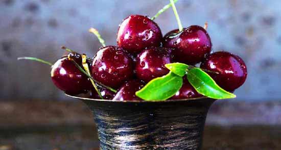 آلبالو و کم کاری تیروئید ؛ تاثیر خوردن آلبالو برای درمان کم کاری تیروئید