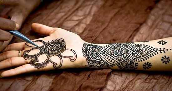 آیا حنای هندی شیمیایی است ؛ همه چیز درباره استفاده از حنای هندی