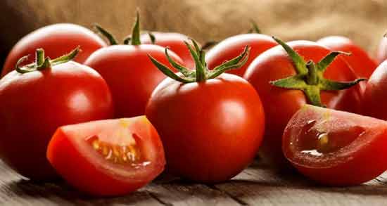 آیا گوجه برای سرماخوردگی ضرر دارد ؛ خواص و مضرات خوردن گوجه برای سرماخوردگی