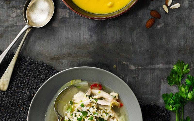 بهترین غذاها برای سرماخوردگی؛ راهنمای تخصصی درمان فوری