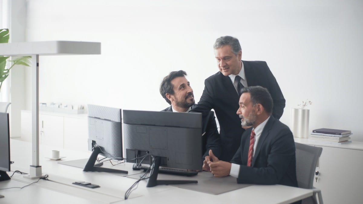 تبریک روز مرد به همکار
