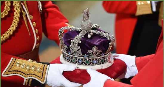 تعبیر خواب بوسیدن پادشاه ، معنی بوسیدن پادشاه در خواب های ما چیست