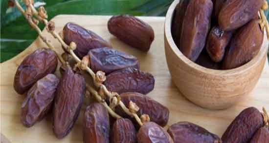 تعبیر خواب خرما خوردن دختر مجرد معنی خرما خوردن دختر مجرد در خواب چیست