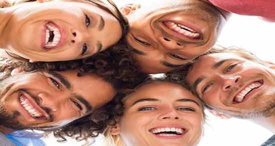تعبیر خواب خندیدن دیگران معنی خندیدن دیگران در خواب های ما چیست