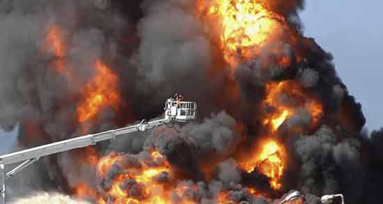 تعبیر خواب دیدن دود در خانه معنی دیدن دود در خانه در خواب های ما چیست تعبیر خواب دیدن دود در خانه معنی دیدن دود در خانه در خواب های ما چیست