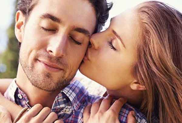 تعبیر خواب زنده شدن مرده و بوسیدن او+معنی زنده شدن مرده و بوسیدن او در خواب چیست