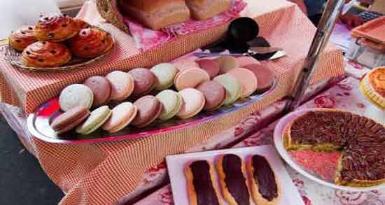 تعبیر خواب شیرینی خریدن و خوردن معنی شیرینی خریدن و خوردن در خواب های ما چیست
