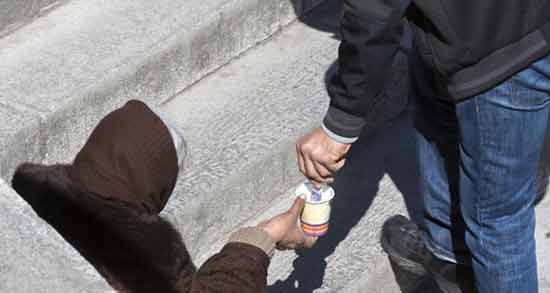 تعبیر خواب صدقه دادن از نظر امام صادق معنی صدقه دادن در خواب های ما چیست