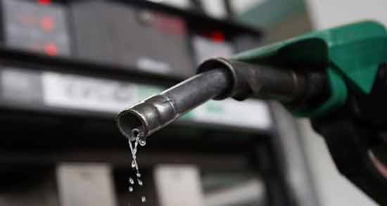 تعبیر خواب نفت ریختن روی زمین معنی نفت ریختن روی زمین در خواب های ما چیست