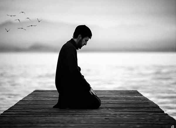 تعبیر خواب نماز خواندن دیگران رو به قبله+معنی نماز خواندن رو به قبله در خواب چیست