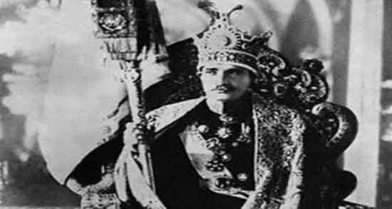 تعبیر خواب پادشاه در خانه ، معنی پادشاه در خانه در خواب های ما چیست