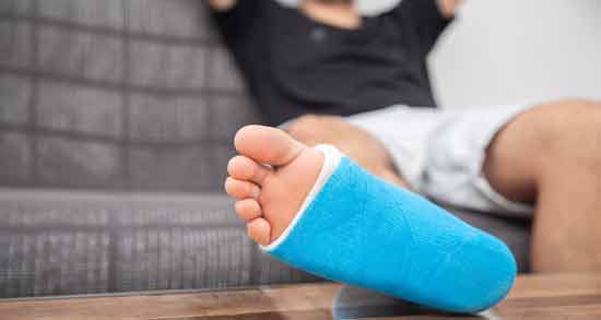 تعبیر خواب پای زخمی معنی پای زخمی در خواب های ما چیست تعبیر خواب پای زخمی معنی پای زخمی در خواب های ما چیست