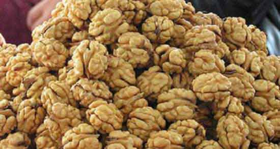 تعبیر خواب گردو شکستن و خوردن معنی گردو شکستن و خوردن در خواب های ما چیست