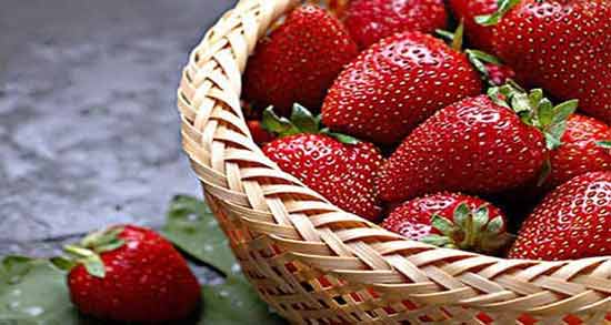 توت فرنگی برای زیبایی جنین ؛ فواید خوردن توت فرنگی برای زیبا شدن جنین