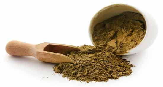 حنای بی رنگ برای تقویت مو نی نی سایت ؛ تقویت و افزایش رشد مو با حنای بی رنگ