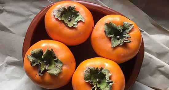 خواص و مضرات خرمالو در طب سنتی ؛ مصرف خرمالو چه خواص و مضراتی دارد؟