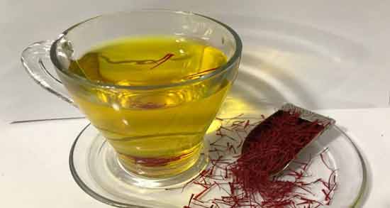 خواص گلاب و زعفران برای پوست ؛ تاثیر استفاده از گلاب و زعفران برای شادابی پوست