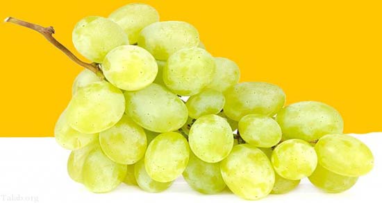 خوردن انگور در بارداری و زیبایی جنین ؛ تاثیر خوردن انگور برای زیبا شدن جنین
