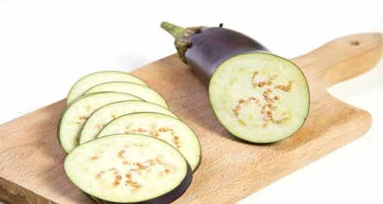 خوردن بادمجان در بارداری نی نی سایت ؛ آیا زنان باردار می توانند بادمجان بخورند؟