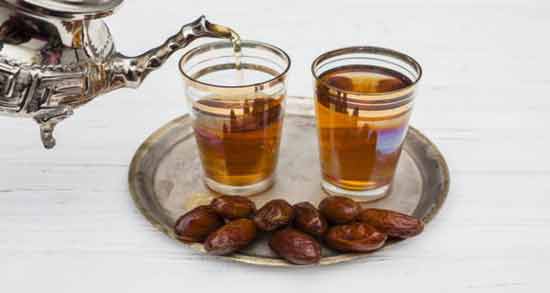 خوردن خرما با چای سبز ؛ خاصیت دارویی خوردن خرما با چای سبز